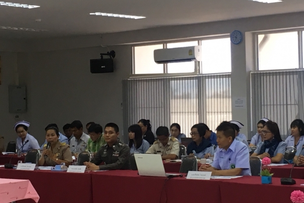 ท่าน นพ. สมิต ประสันนาการ นพ.สสจ. อุดรธานีให้เกียรติมามอบนโยบายการดำเนินงานด้านสาธารณสุขปีงบประมาณ 2561