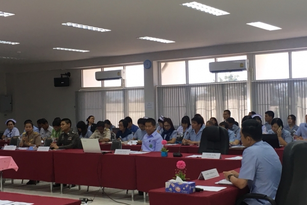 ท่าน นพ. สมิต ประสันนาการ นพ.สสจ. อุดรธานีให้เกียรติมามอบนโยบายการดำเนินงานด้านสาธารณสุขปีงบประมาณ 2561