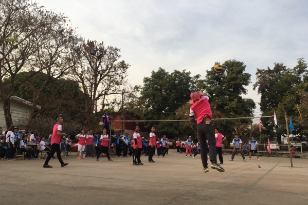 การแข่งขันกีฬาสีปีใหม่2561 คปสอ.วังสามหมอ