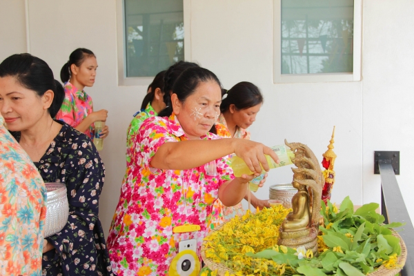 สุขสันต์วันสงกรานต์ 2562