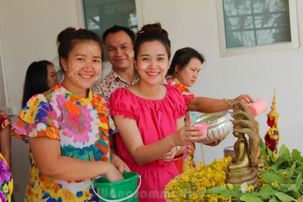 สุขสันต์วันสงกรานต์ 2562