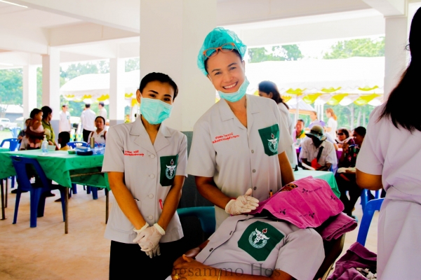 หน่วยแพทย์เคลือนที่ พอ.สว